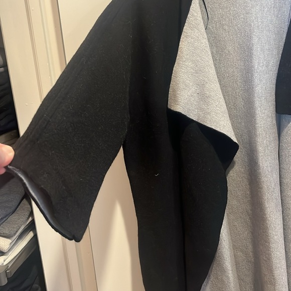 Donna Karan open drape sweater - Picture 2 of 7